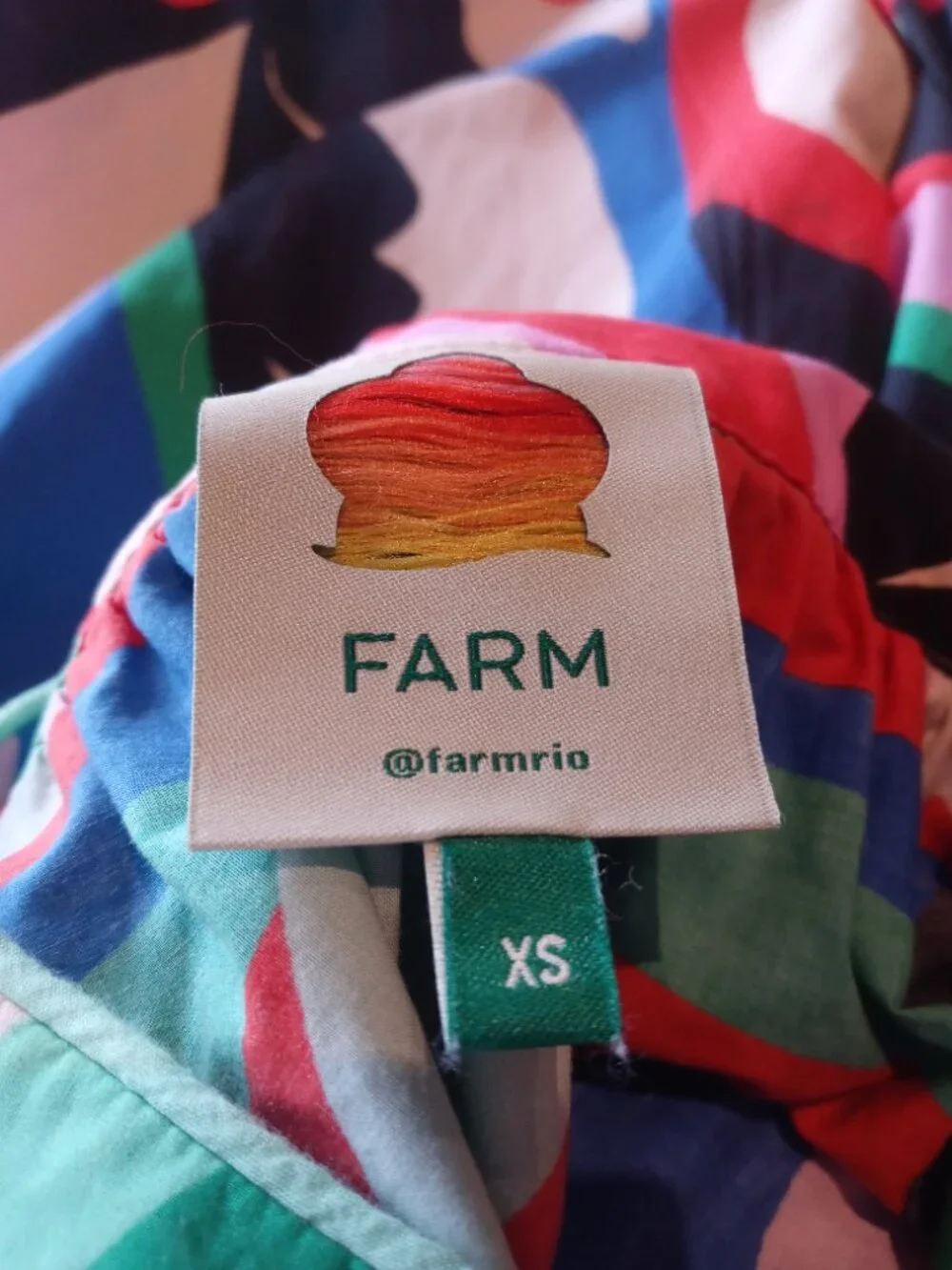 (altered) FARM RIO colorful monstera skirt (XS) - Picture 6 of 16